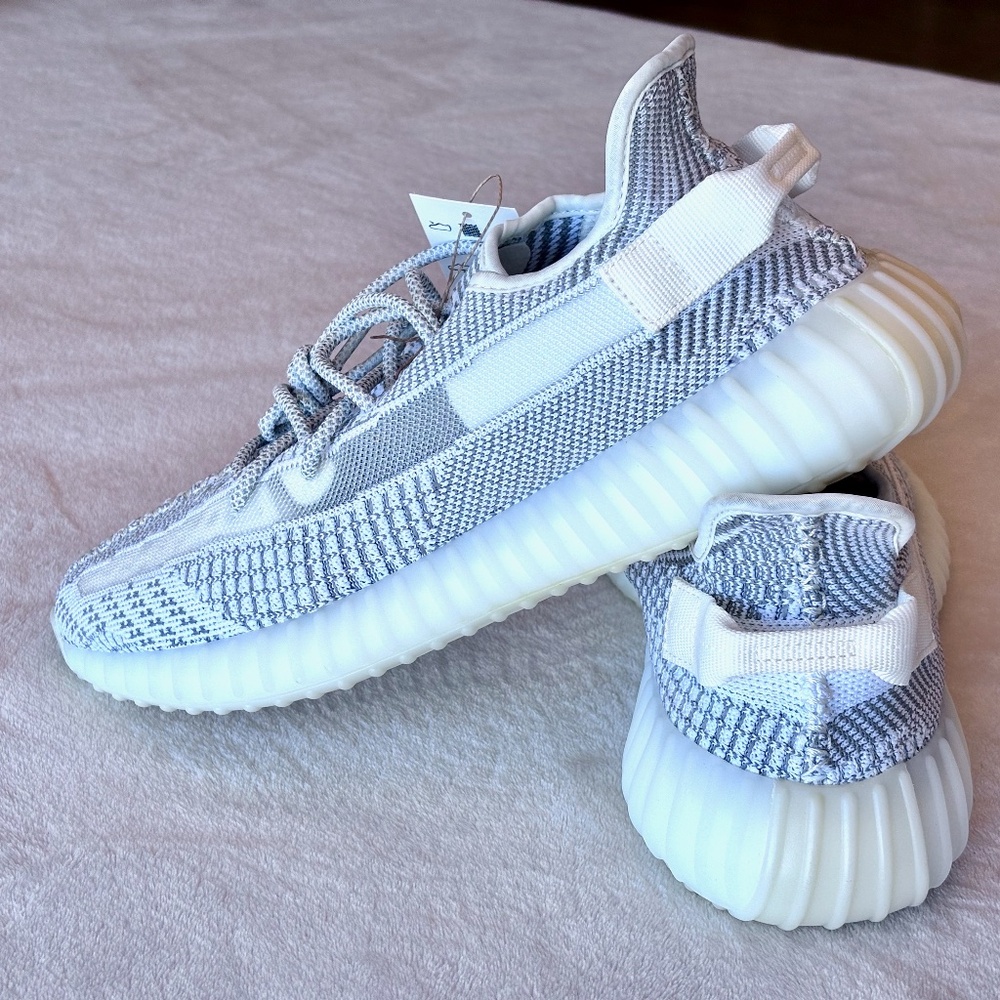 Adidas YEEZY BOOST 350 V2 in Static EF2905 ------------ SIZE 12M!